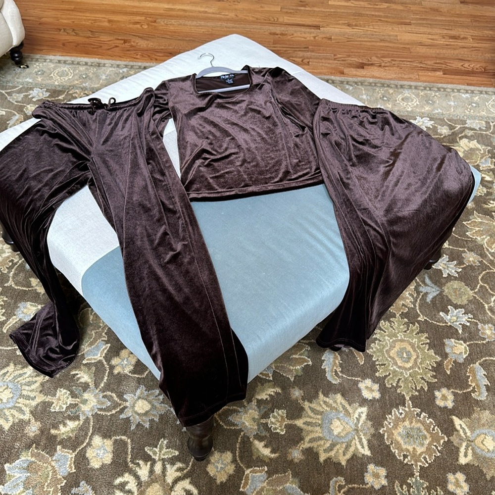 Velvet set
